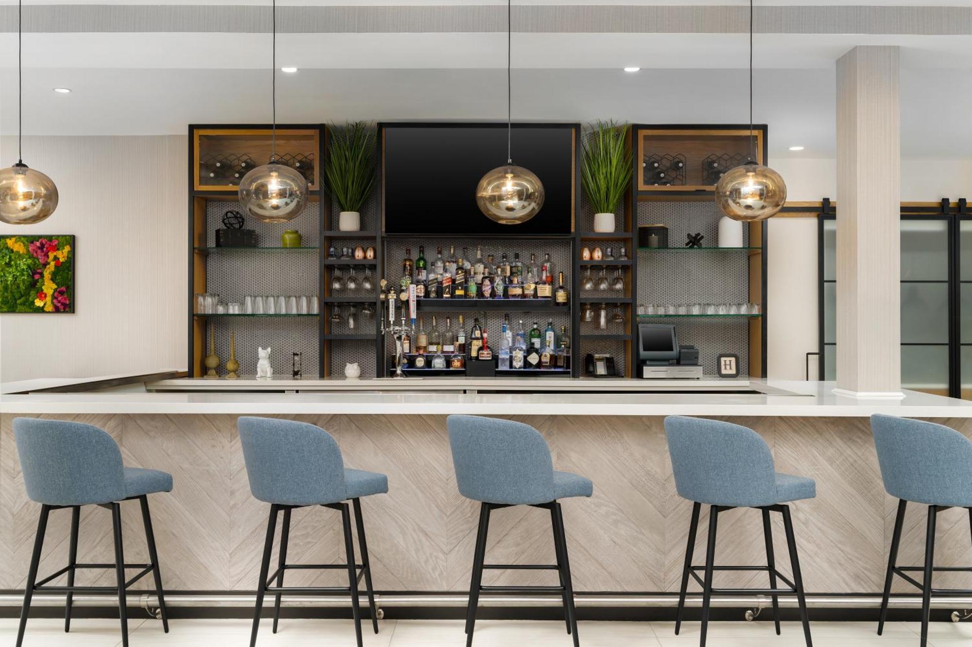 Hilton Garden Inn Доувър Екстериор снимка